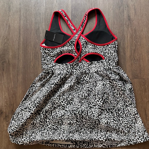 NWT Fabletics Define Performance Dress XXL-1X - Picture 4 of 11